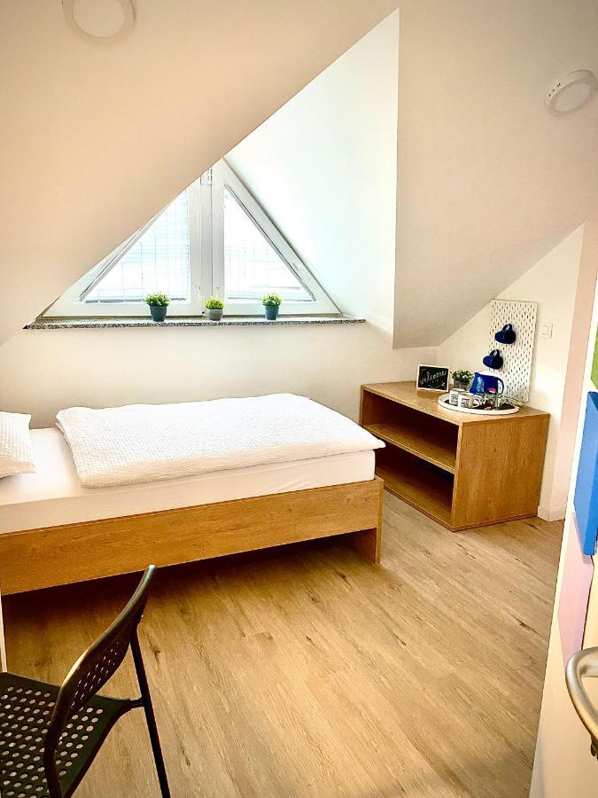 Rainbow House Rooms 马里博尔 外观 照片